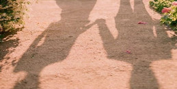 喜欢她就去表白！爱情从来只属于勇士！奇特的表白方法-www.17xiangqinwang.com （一起相亲网）