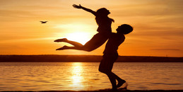 婚姻就是寻找一辈子的玩伴_www.17xiangqinwang.com (一起相亲网)