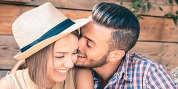 情侣分手索要分手费算敲诈吗?-www.17xiangqinwang.com(一起